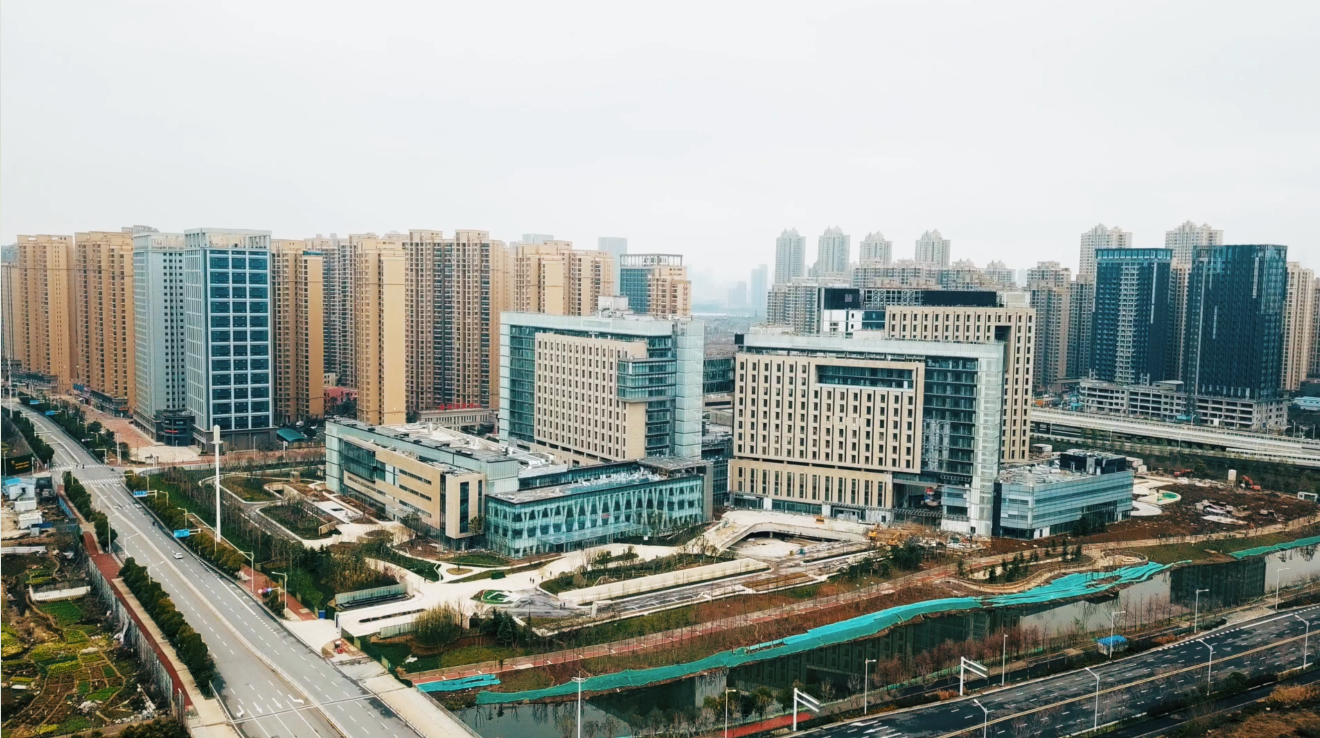 400名医护人员,800张床位 | 泰康同济(武汉)医院火速支援武汉抗疫前线